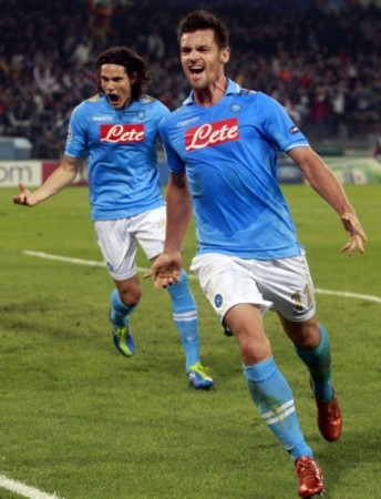 了一贯的稳 了一贯的稳